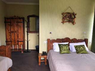 Отель Сильверокс Буковель Стандартный двухместный номер с 1 кроватью или 2 отдельными кроватями-3